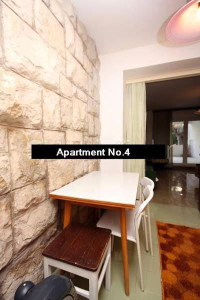 Beach House - Apartments Ana Duće Quarto foto