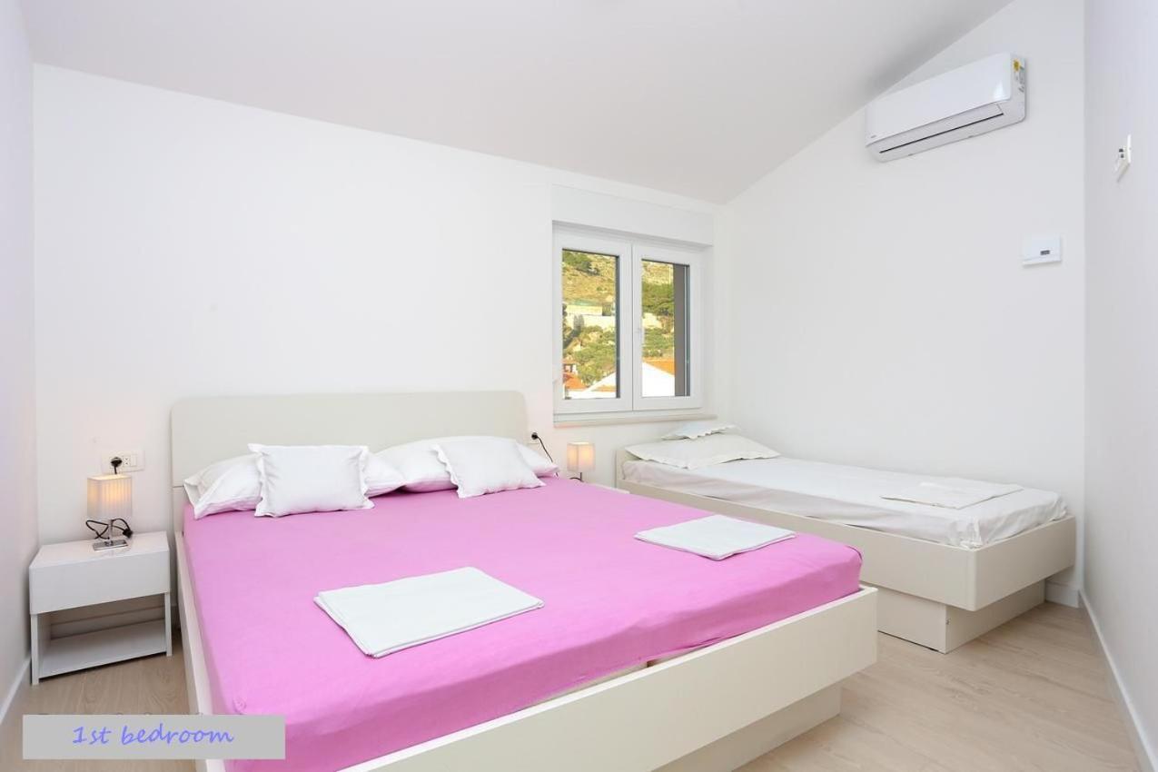 Beach House - Apartments Ana Duće Quarto foto